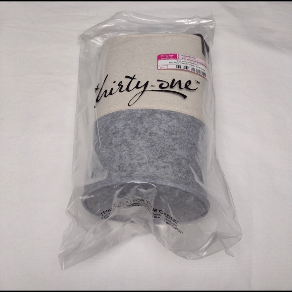 Thirty-One 31 Wine Gift Bag New Felt Tote Grey Gray